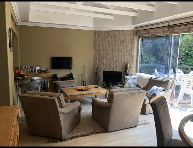 2 BEDROOM APARTMENT SOLD IN BRYANSTON